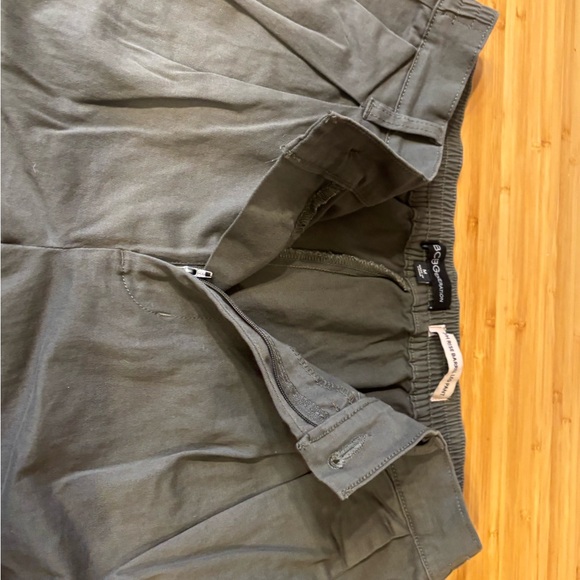 Dark Green Barrel Leg Pants - Picture 3 of 3